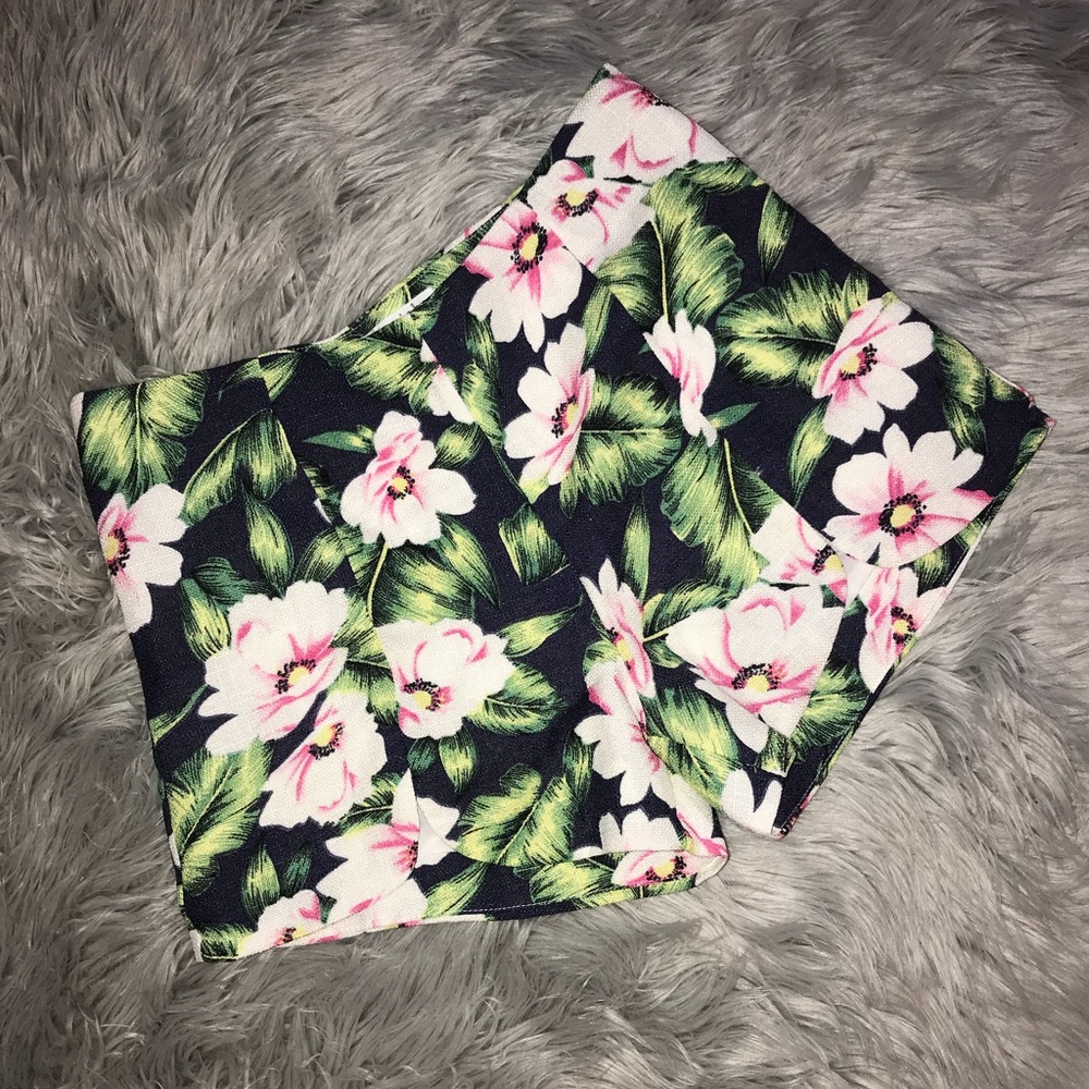 Love Riche Patterned Shorts